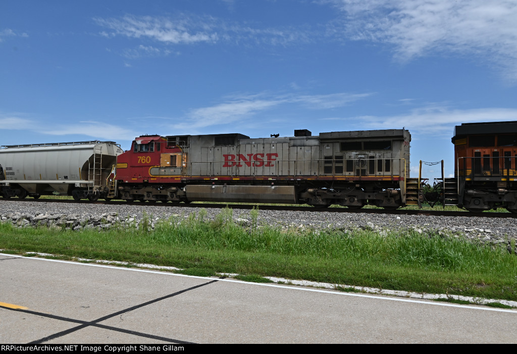 BNSF 760 Roster shot